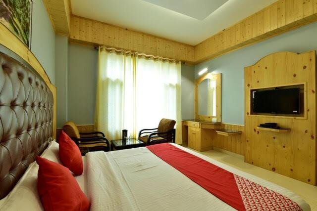 Hotel Bodh International Маналі Екстер'єр фото