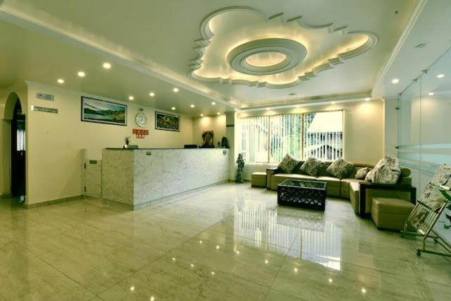 Hotel Bodh International Маналі Екстер'єр фото