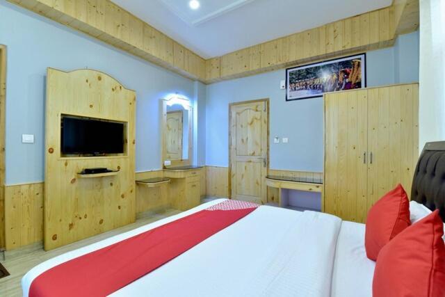 Hotel Bodh International Маналі Екстер'єр фото